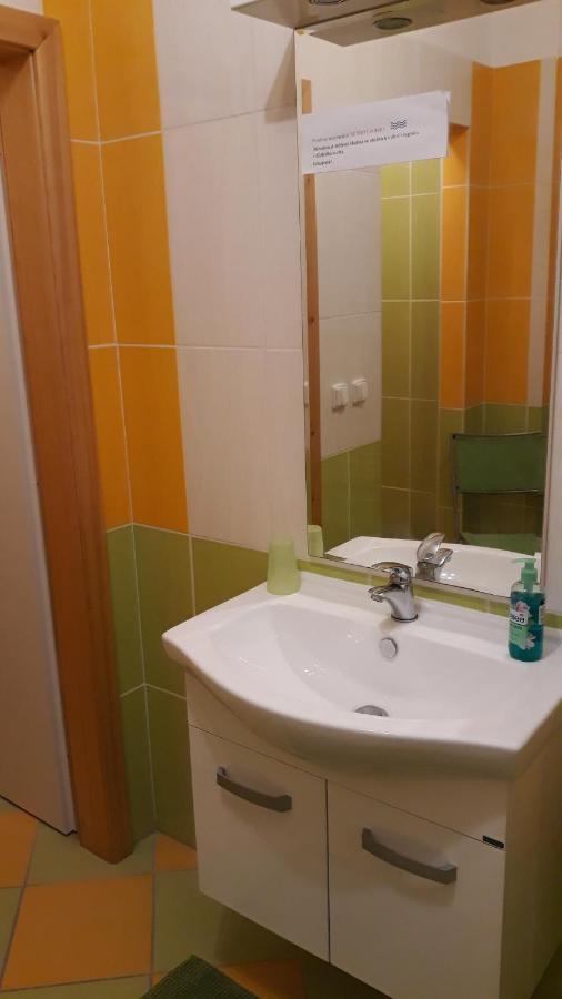 Penzion U Kovare Kutná Hora Exteriör bild