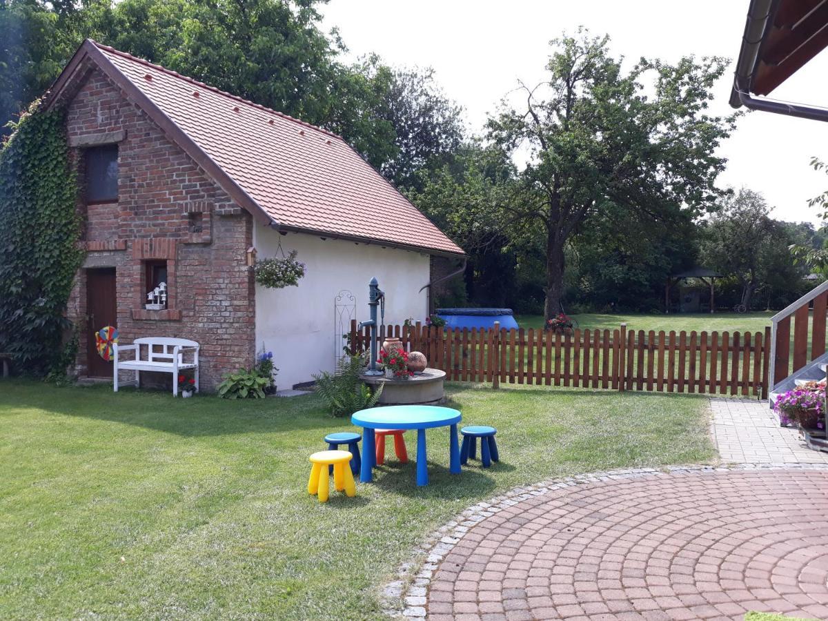Penzion U Kovare Kutná Hora Exteriör bild